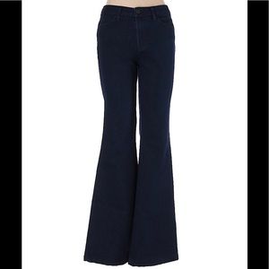 J Brand flare leg jeans size 28